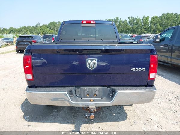 2016 RAM 1500 SLT