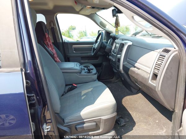 2016 RAM 1500 SLT