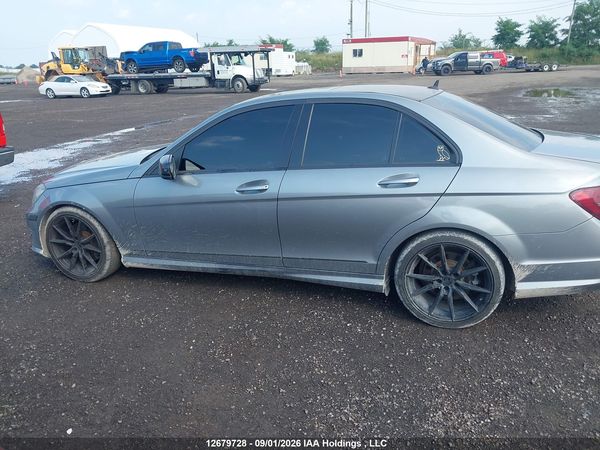 2013 MERCEDES-BENZ C 300 4MATIC