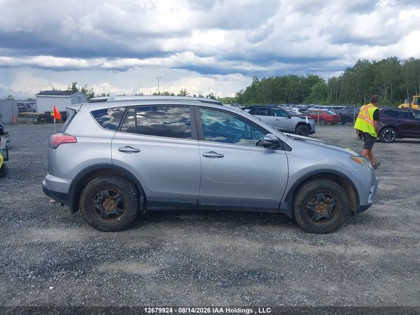 2016 TOYOTA RAV4 LE