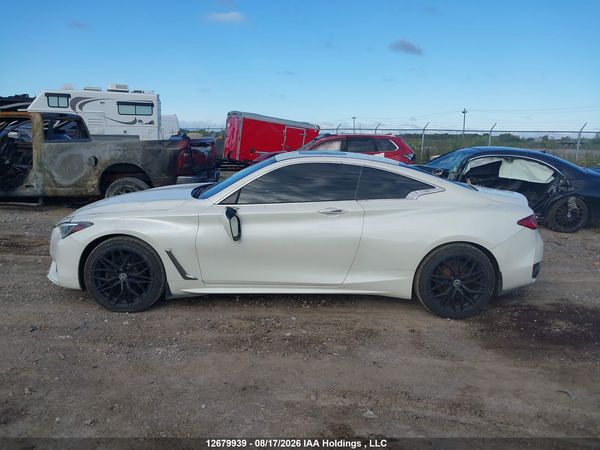 2017 INFINITI Q60
