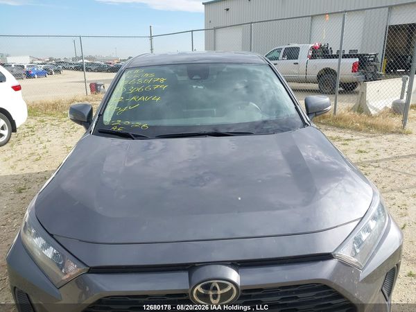 2022 TOYOTA RAV4 LE
