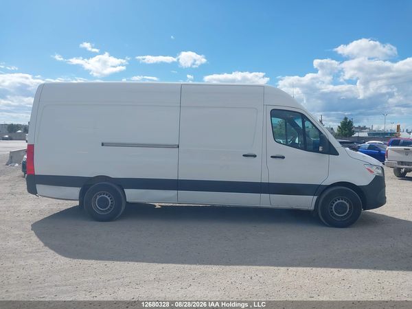 2022 MERCEDES-BENZ SPRINTER 2500 907 (VS30)