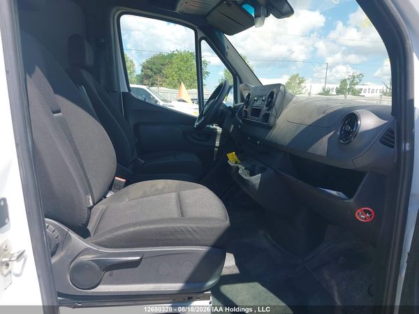 2022 MERCEDES-BENZ SPRINTER 2500 907 (VS30)