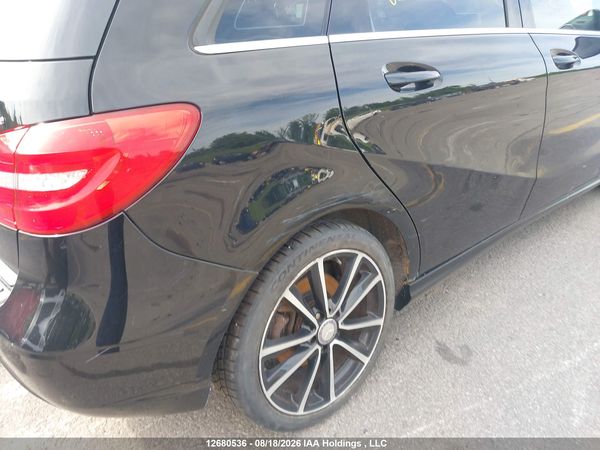 2014 MERCEDES-BENZ B-CLASS B250 — I21