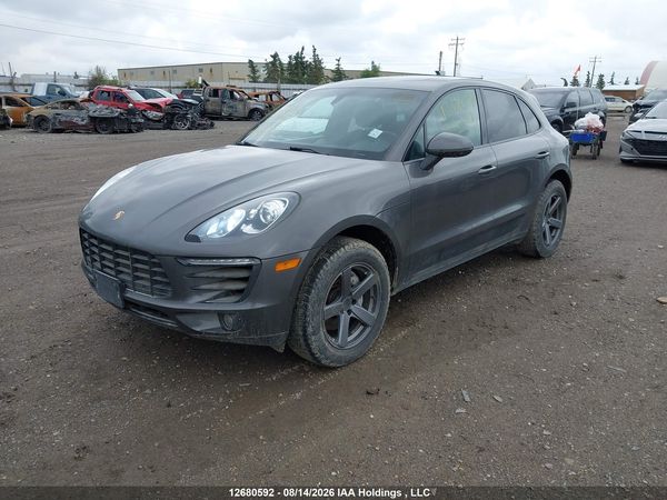 2015 PORSCHE MACAN S