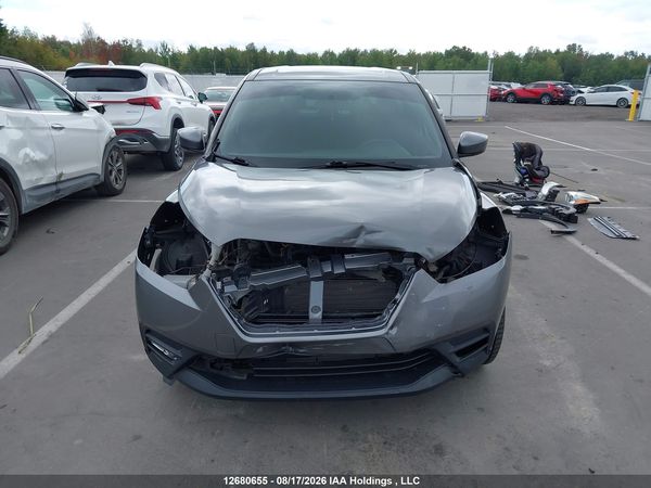 2019 NISSAN KICKS