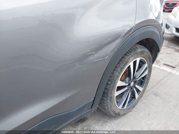 2019 NISSAN KICKS