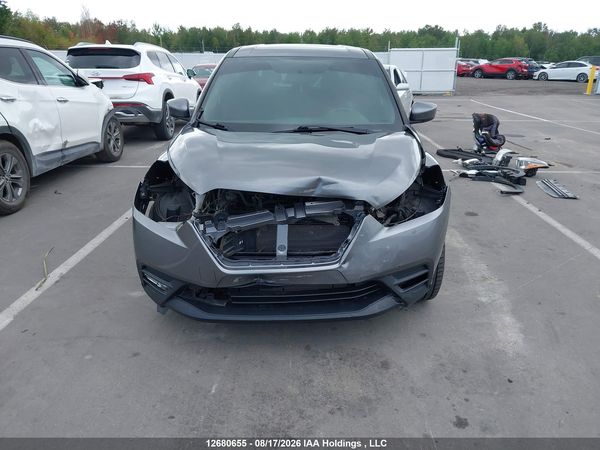 2019 NISSAN KICKS