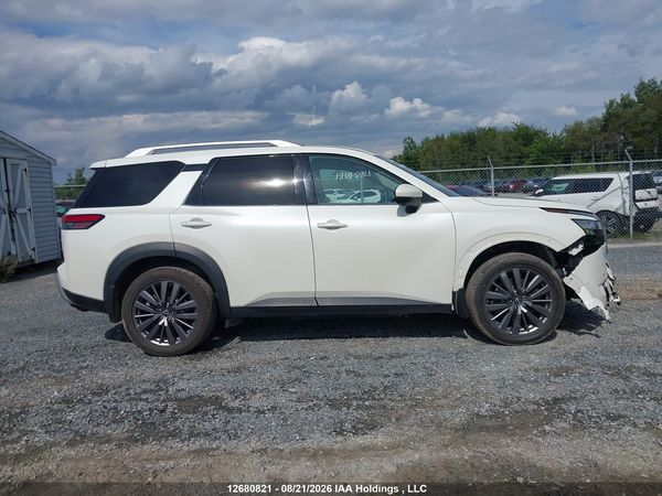 2023 NISSAN PATHFINDER sl — I13