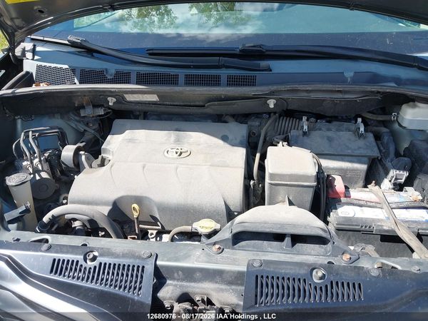 2013 TOYOTA SIENNA V6 7 PASSENGER