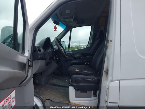 2014 MERCEDES-BENZ SPRINTER 2500 STANDARD ROOF