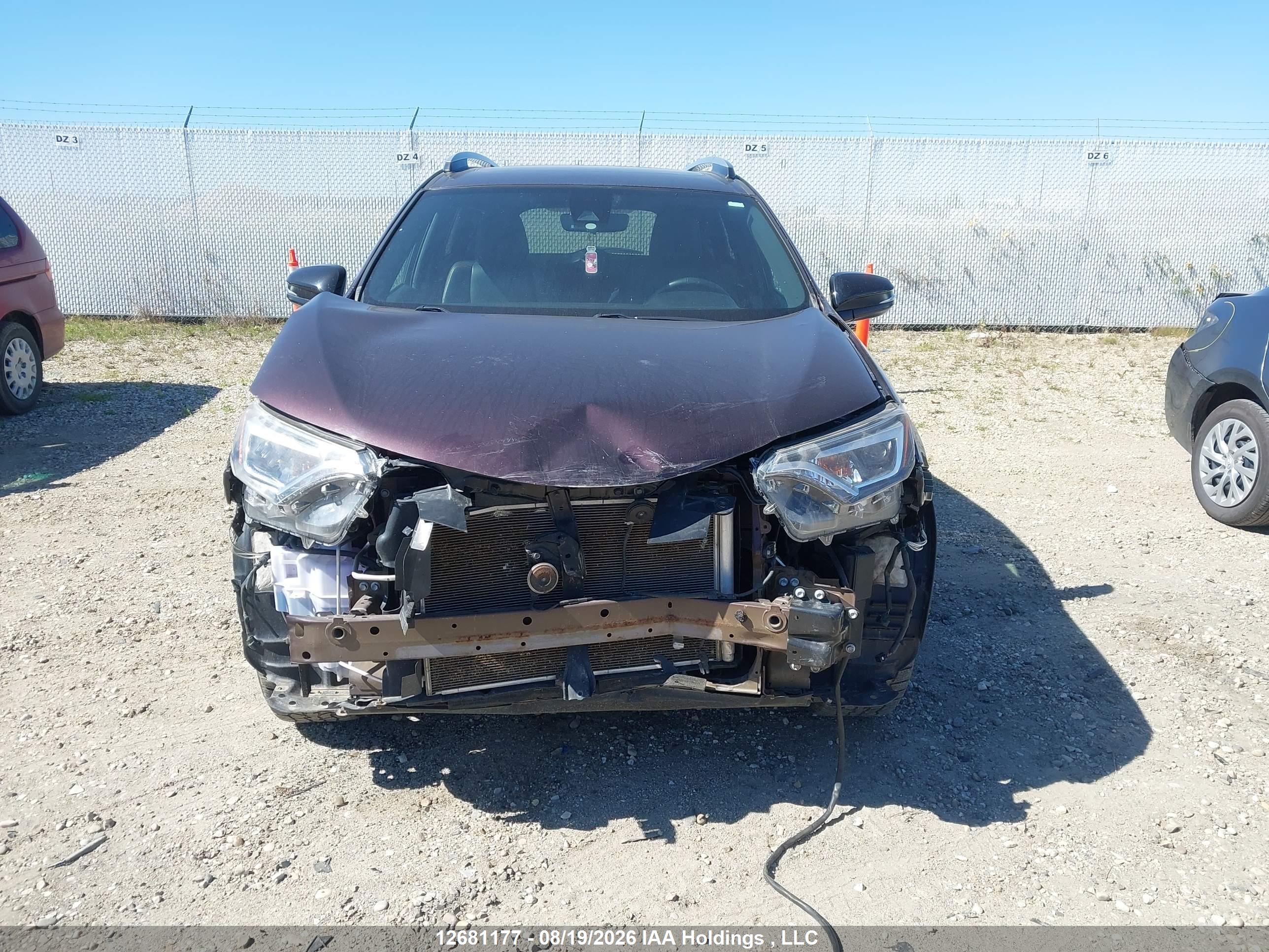 2017 TOYOTA RAV4 SE