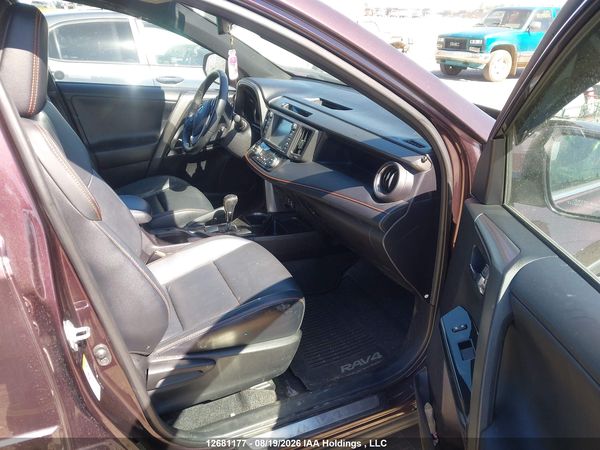 2017 TOYOTA RAV4 SE