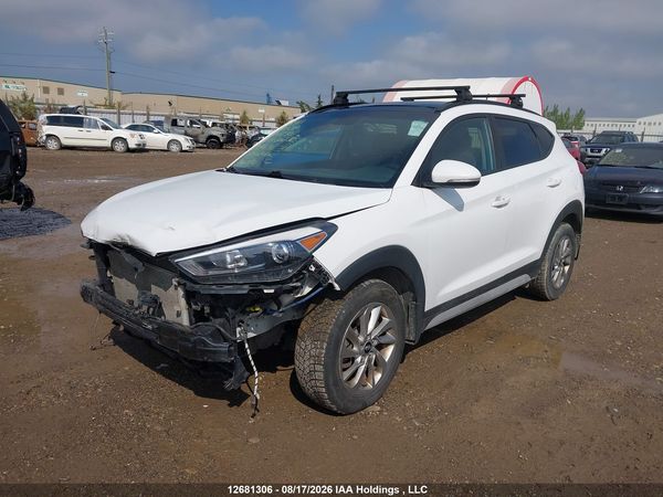 2017 HYUNDAI TUCSON SE — I2
