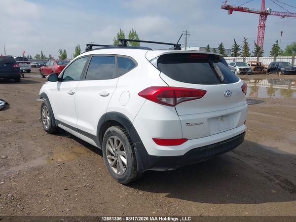 2017 HYUNDAI TUCSON SE — I3