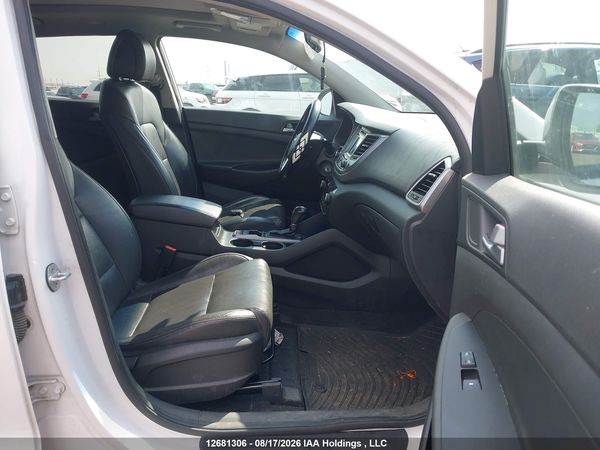 2017 HYUNDAI TUCSON SE — I5
