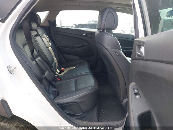 2017 HYUNDAI TUCSON SE — I8