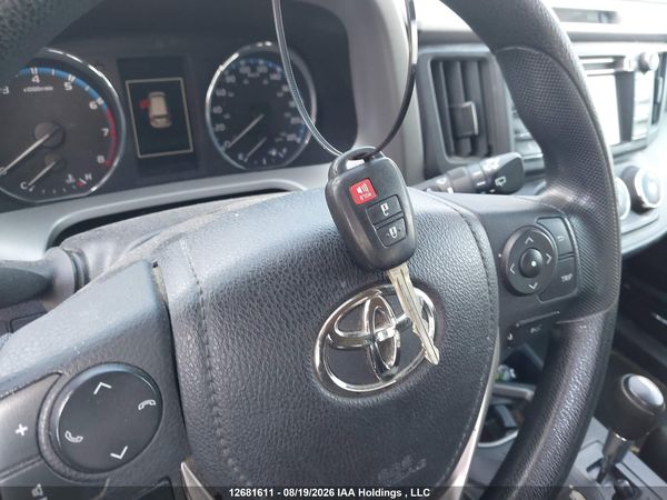 2017 TOYOTA RAV4 LE