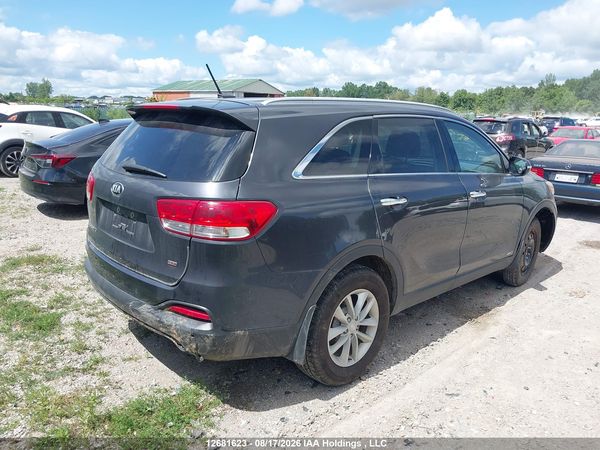 2017 KIA SORENTO L, LX