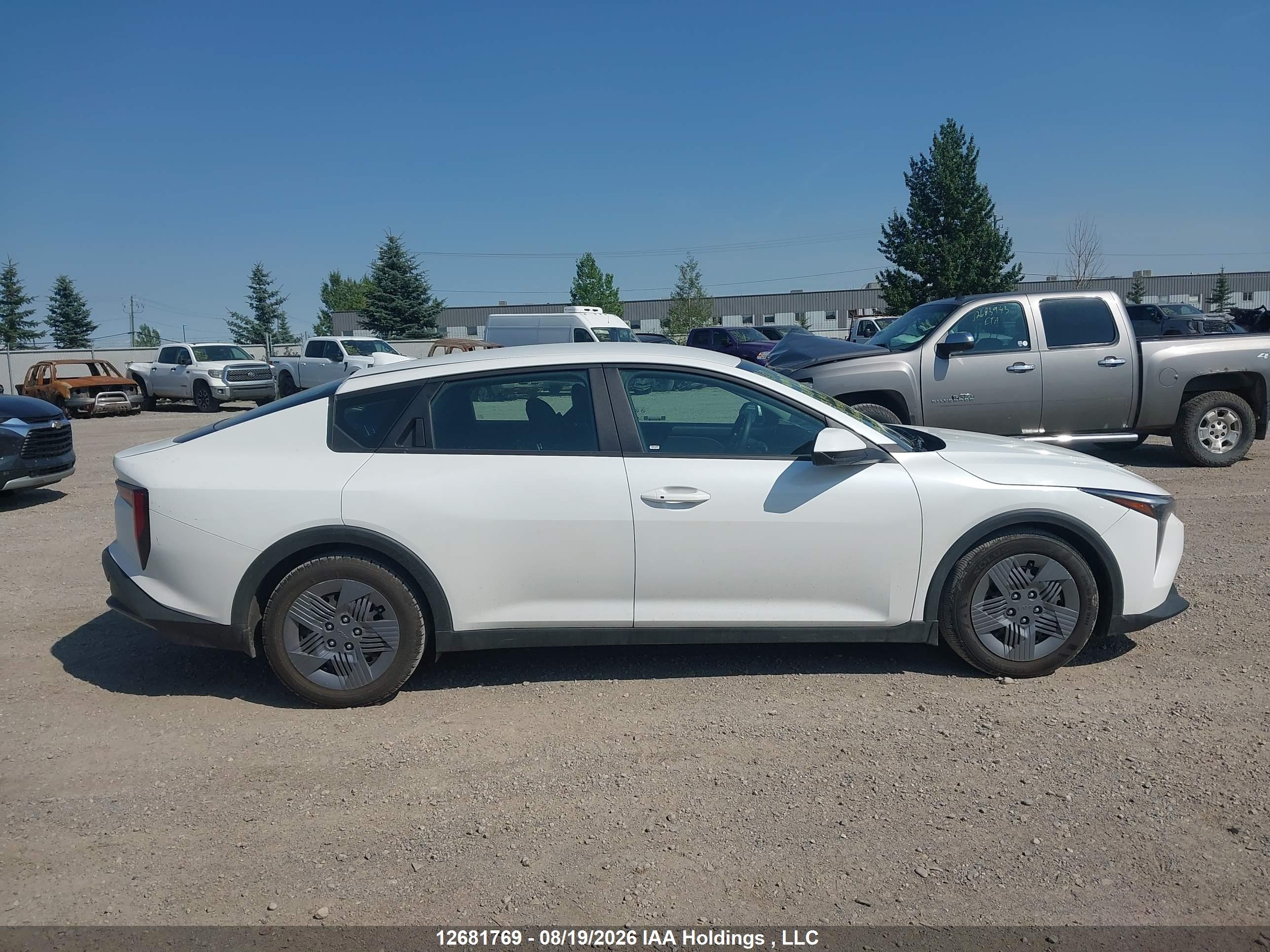 2025 KIA K4 LX