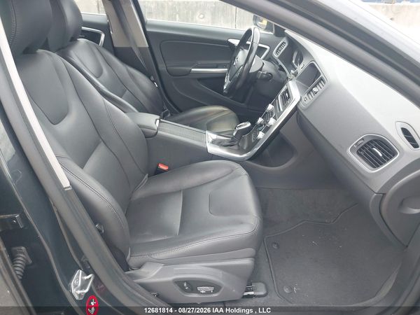 2016 VOLVO S60 Premier