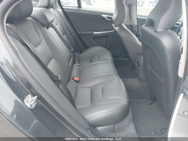 2016 VOLVO S60 Premier