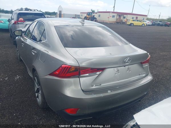 2018 LEXUS IS 300