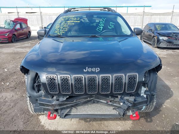 2019 JEEP CHEROKEE TRAILHAWK — I13