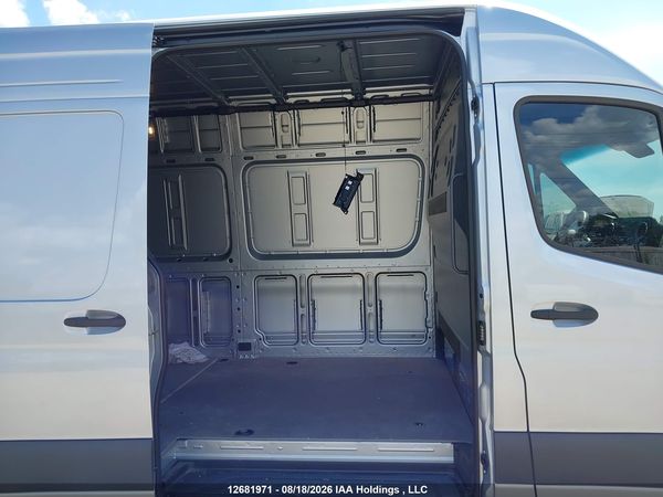 2026 MERCEDES-BENZ SPRINTER 2500 907 (VS30)