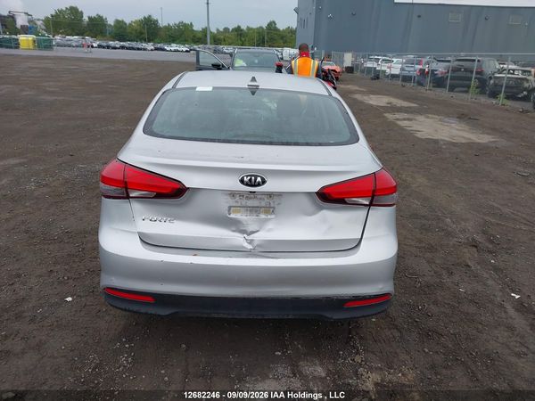 2017 KIA FORTE LX/S
