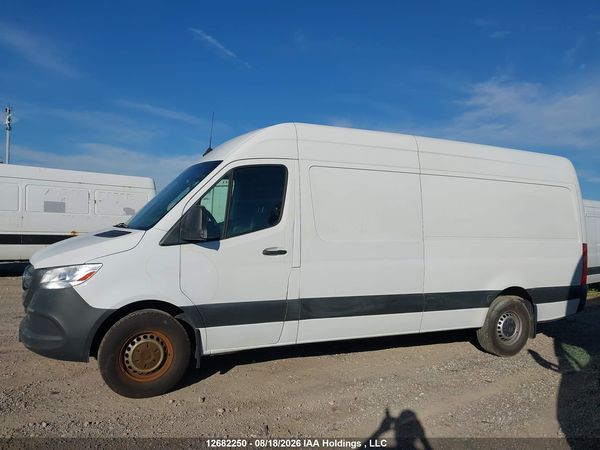 2022 MERCEDES-BENZ SPRINTER 2500 907 (VS30)