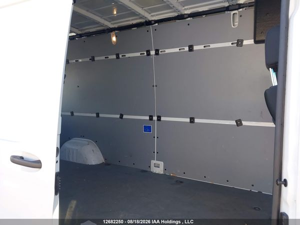 2022 MERCEDES-BENZ SPRINTER 2500 907 (VS30)