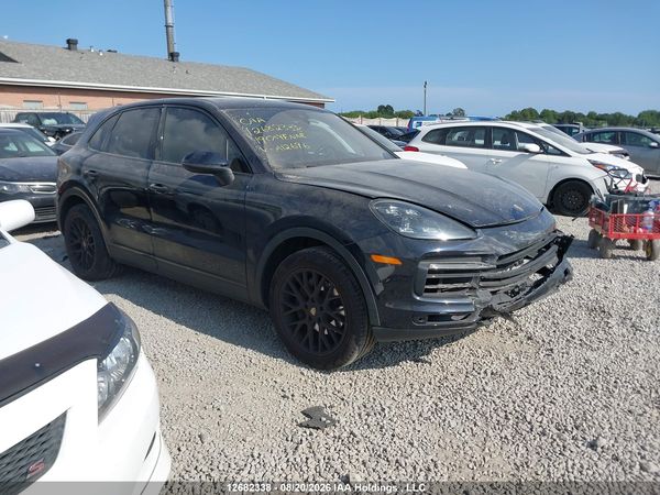 2019 PORSCHE CAYENNE