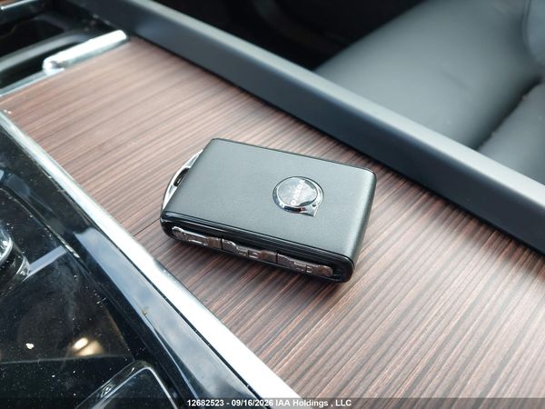 2024 VOLVO XC60 PLUS — I10