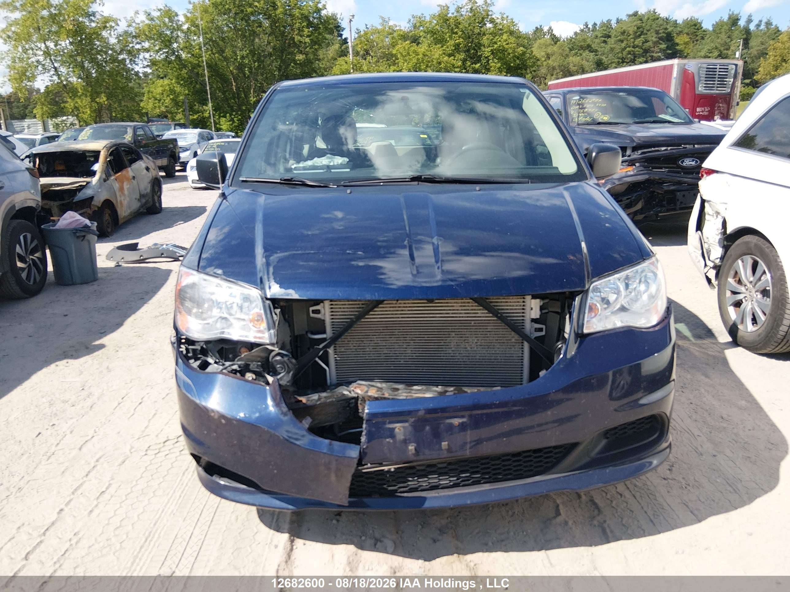 2014 DODGE GRAND CARAVAN SE