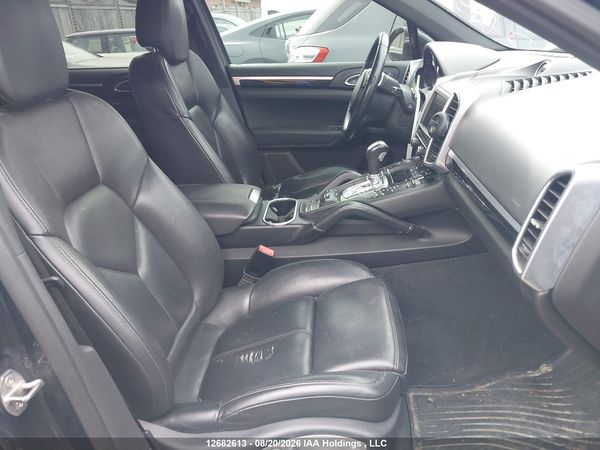 2014 PORSCHE CAYENNE — I5