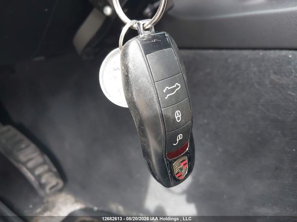 2014 PORSCHE CAYENNE — I11