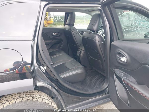 2019 JEEP CHEROKEE TRAILHAWK