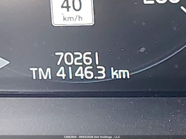 2019 VOLVO V60 CROSS COUNTRY T5 MOMENTUM — I16