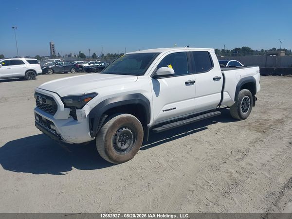 2024 TOYOTA TACOMA — I2