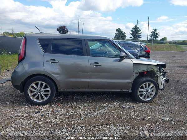 2019 KIA SOUL