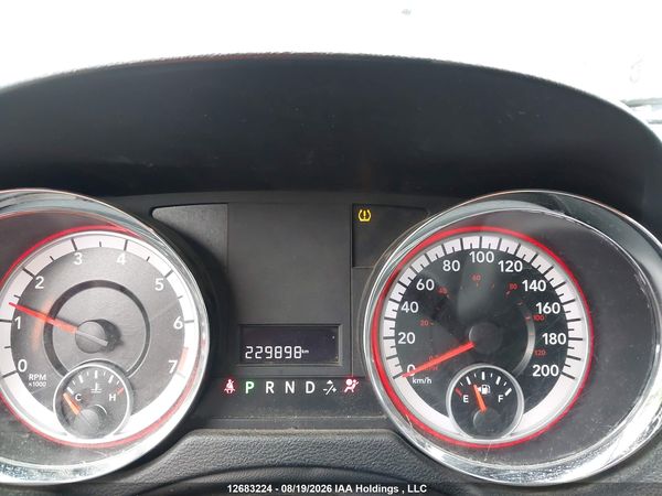 2012 DODGE GRAND CARAVAN SE