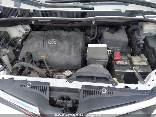 2020 TOYOTA SIENNA LE
