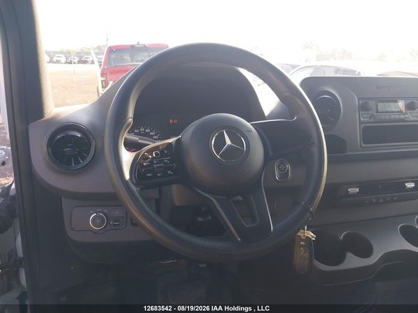 2022 MERCEDES-BENZ SPRINTER 2500 907 (VS30) — I18