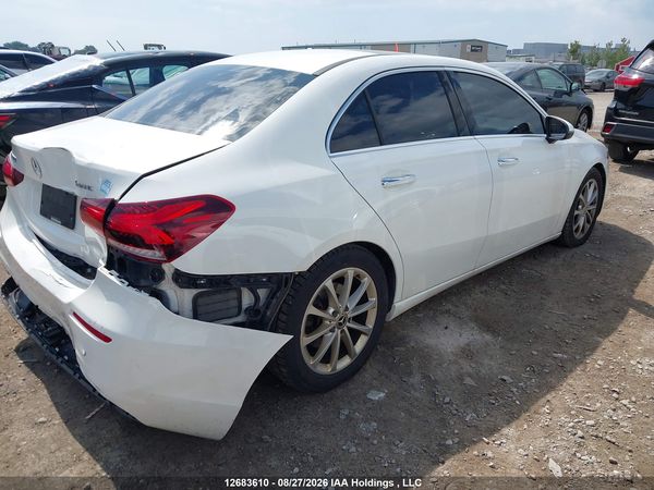 2019 MERCEDES-BENZ A 220 4MATIC