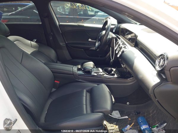 2019 MERCEDES-BENZ A 220 4MATIC