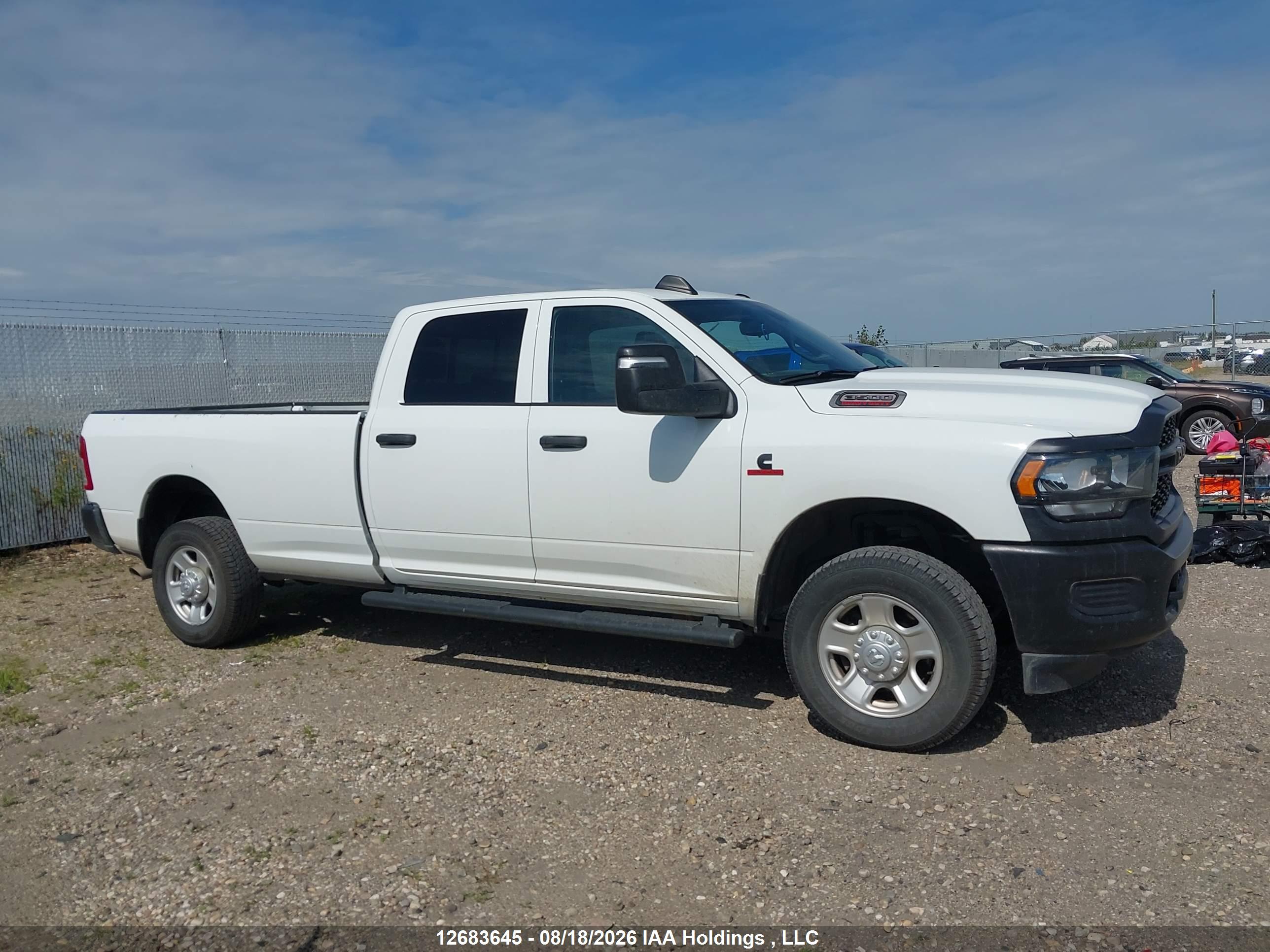 2024 RAM 3500 TRADESMAN