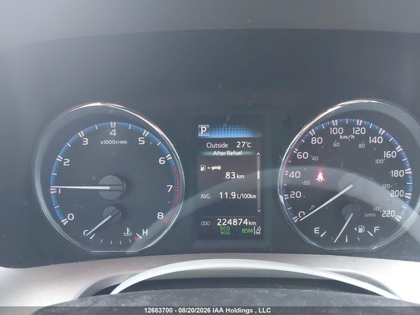 2017 TOYOTA RAV4 XLE — I7