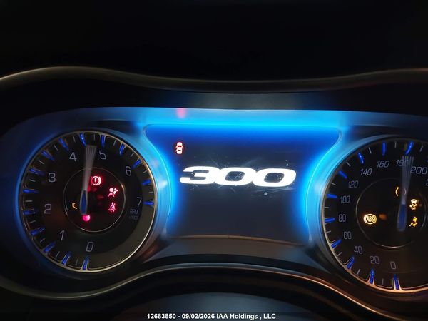 2018 CHRYSLER 300 S — I7